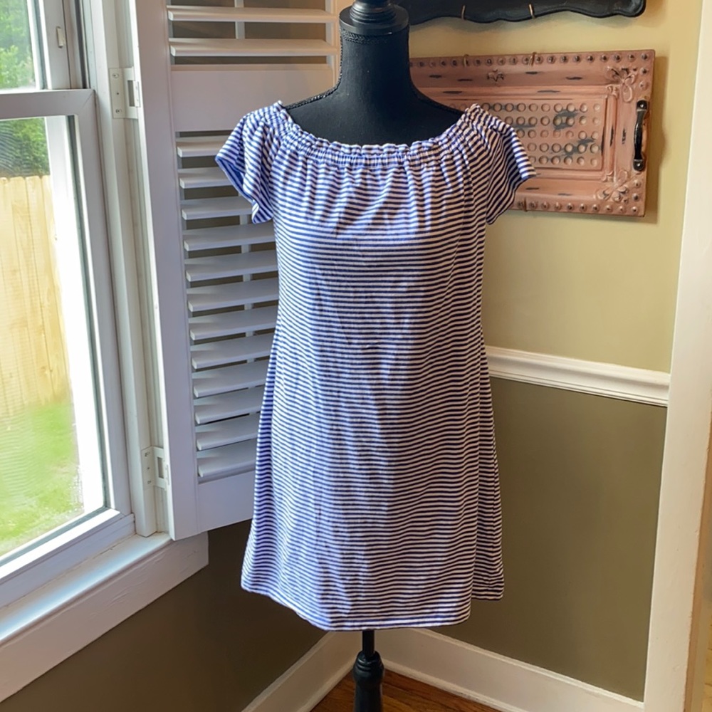 VINEYARD VINES dress 😍